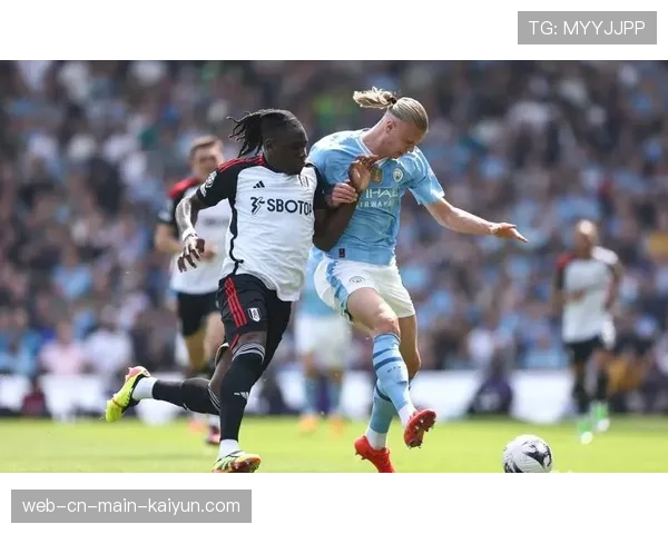 曼城紧追阿森纳仅差4分 哈兰德19球领跑射手榜