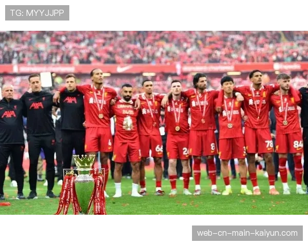 曼联55分暂列第三 与维拉1分差距使欧冠席位争夺进入白热化阶段